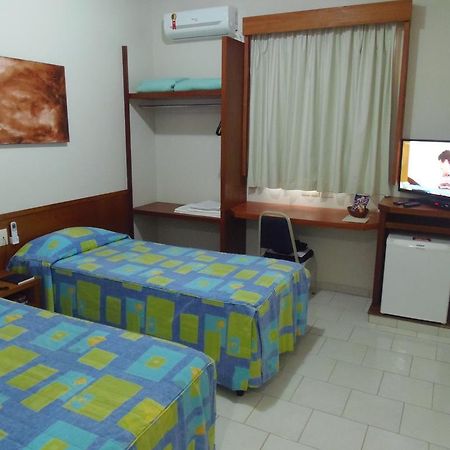 Sanare Hotel Uberlândia Eksteriør billede