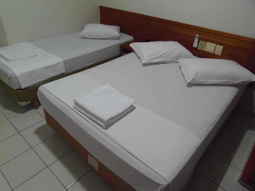 Sanare Hotel Uberlândia Eksteriør billede