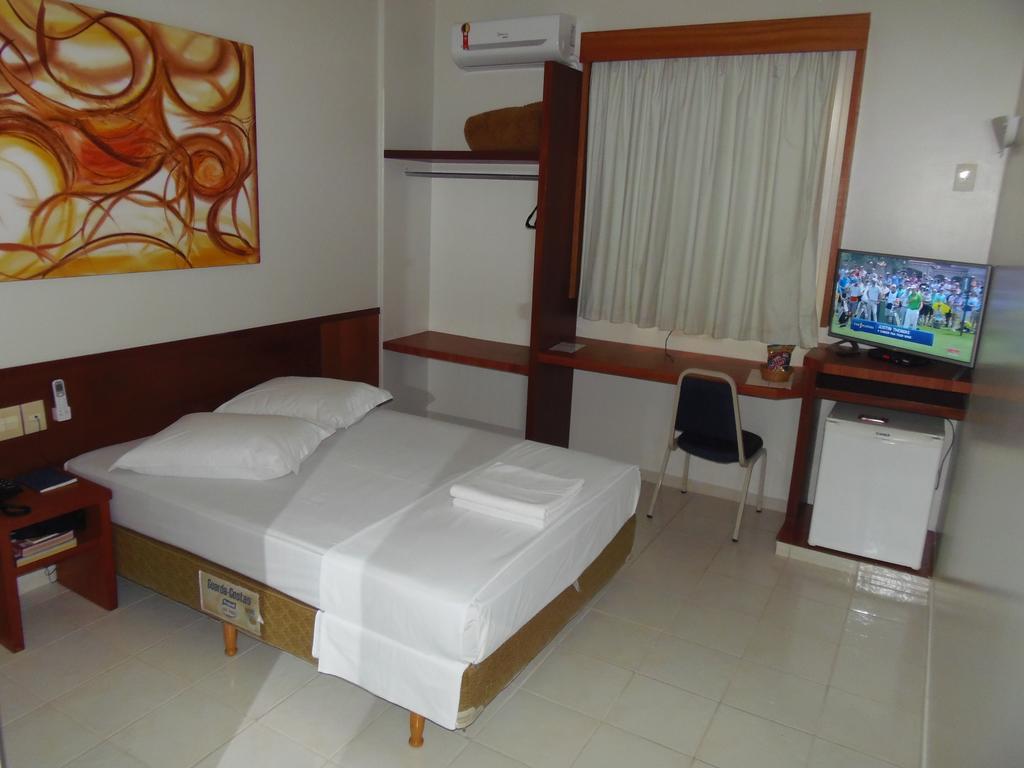 Sanare Hotel Uberlândia Eksteriør billede