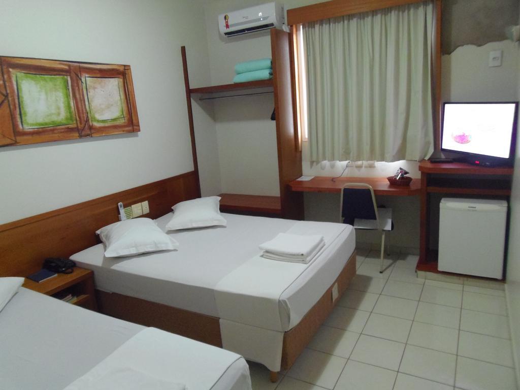 Sanare Hotel Uberlândia Eksteriør billede