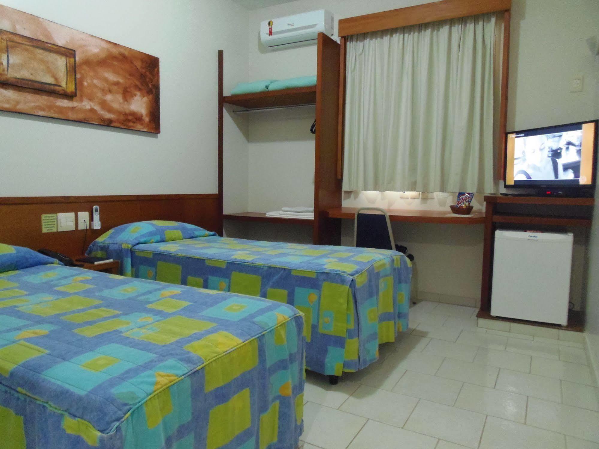 Sanare Hotel Uberlândia Eksteriør billede