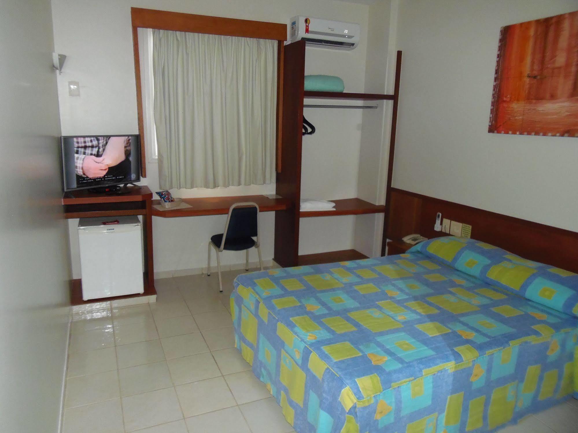 Sanare Hotel Uberlândia Eksteriør billede