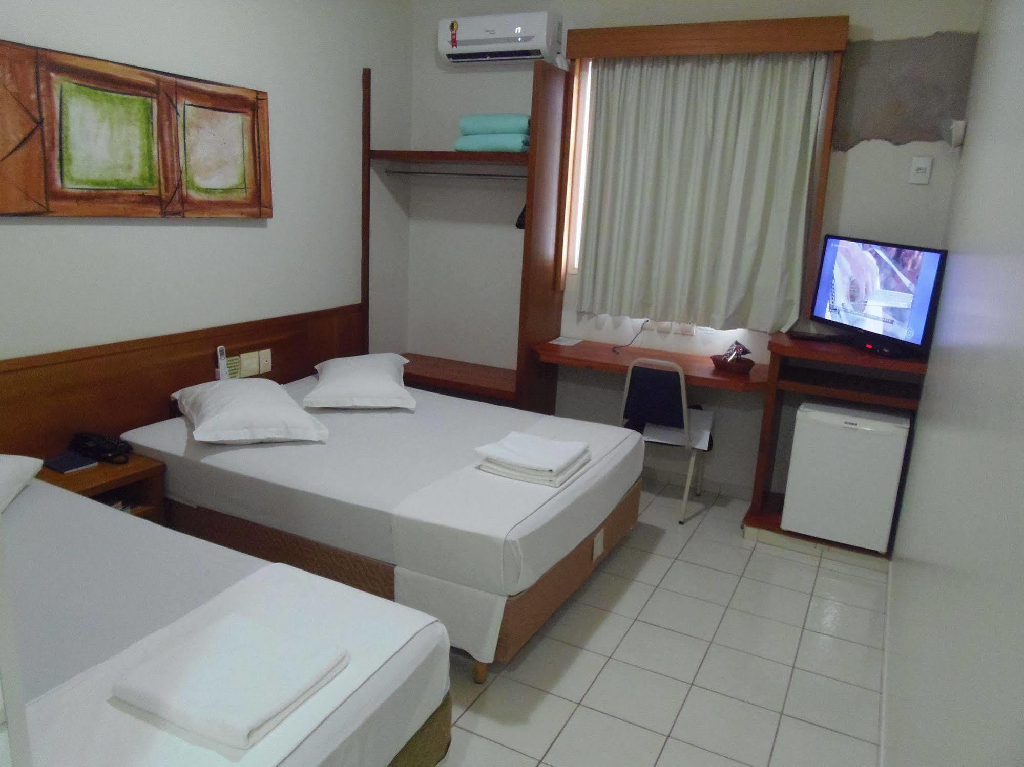 Sanare Hotel Uberlândia Eksteriør billede