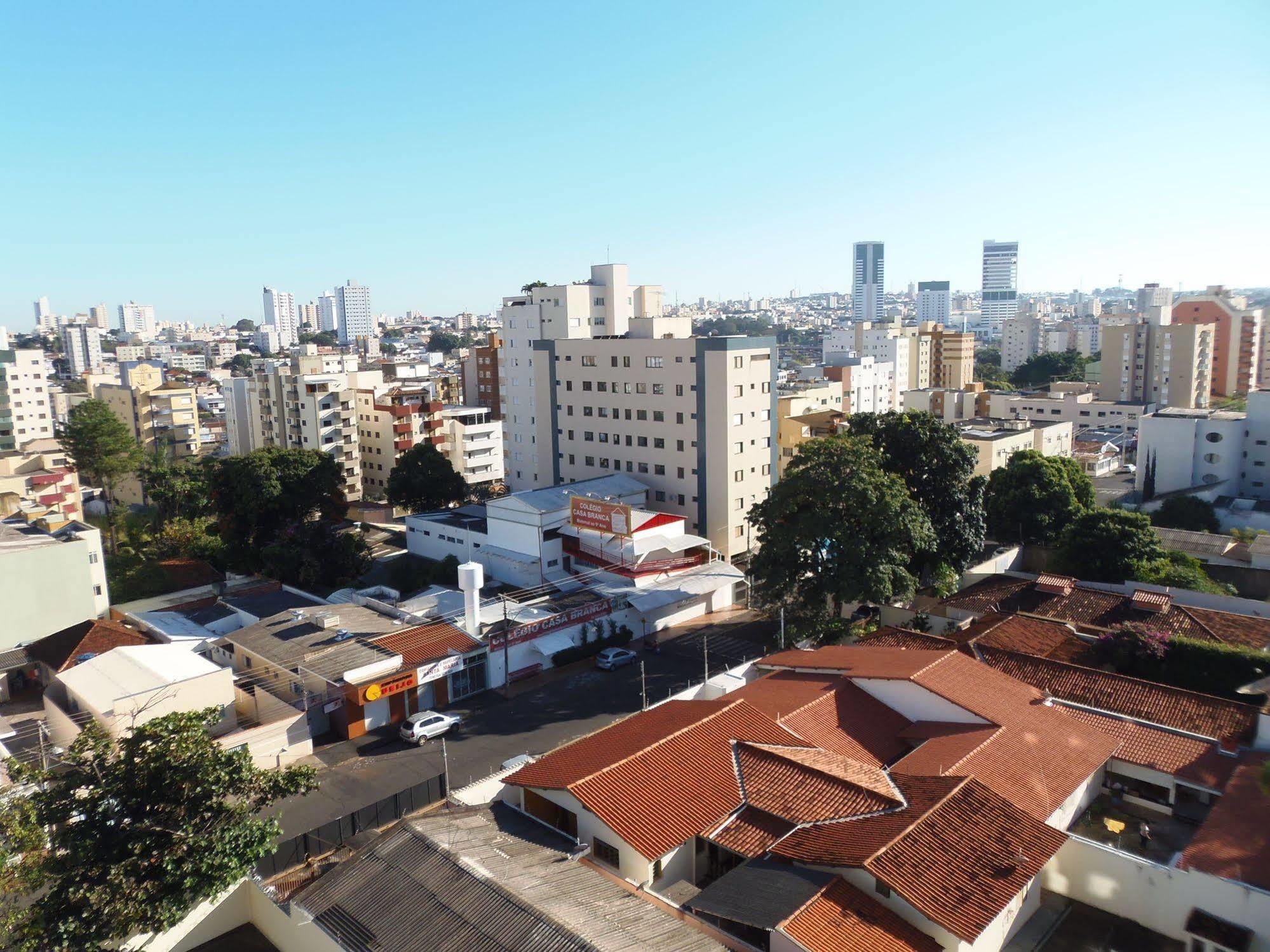 Sanare Hotel Uberlândia Eksteriør billede